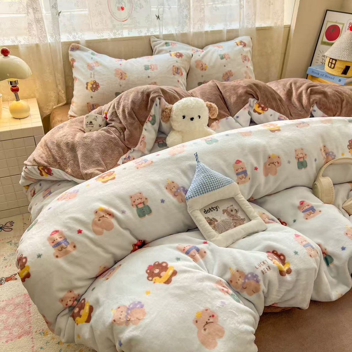 冕悠家纺 2025新款A类200克加厚印花牛奶绒保暖四件套提供买家秀 小熊历险记