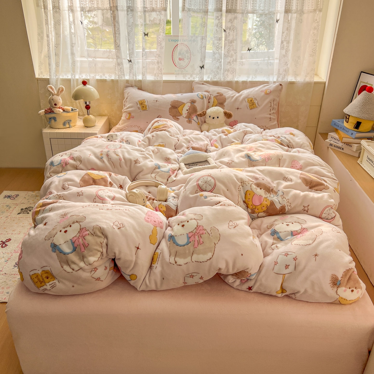 91家纺网 家纺一手货源 找家纺 冕悠家纺 2025新款A类200克加厚印花牛奶绒保暖四件套提供买家秀 蝴蝶结小狗