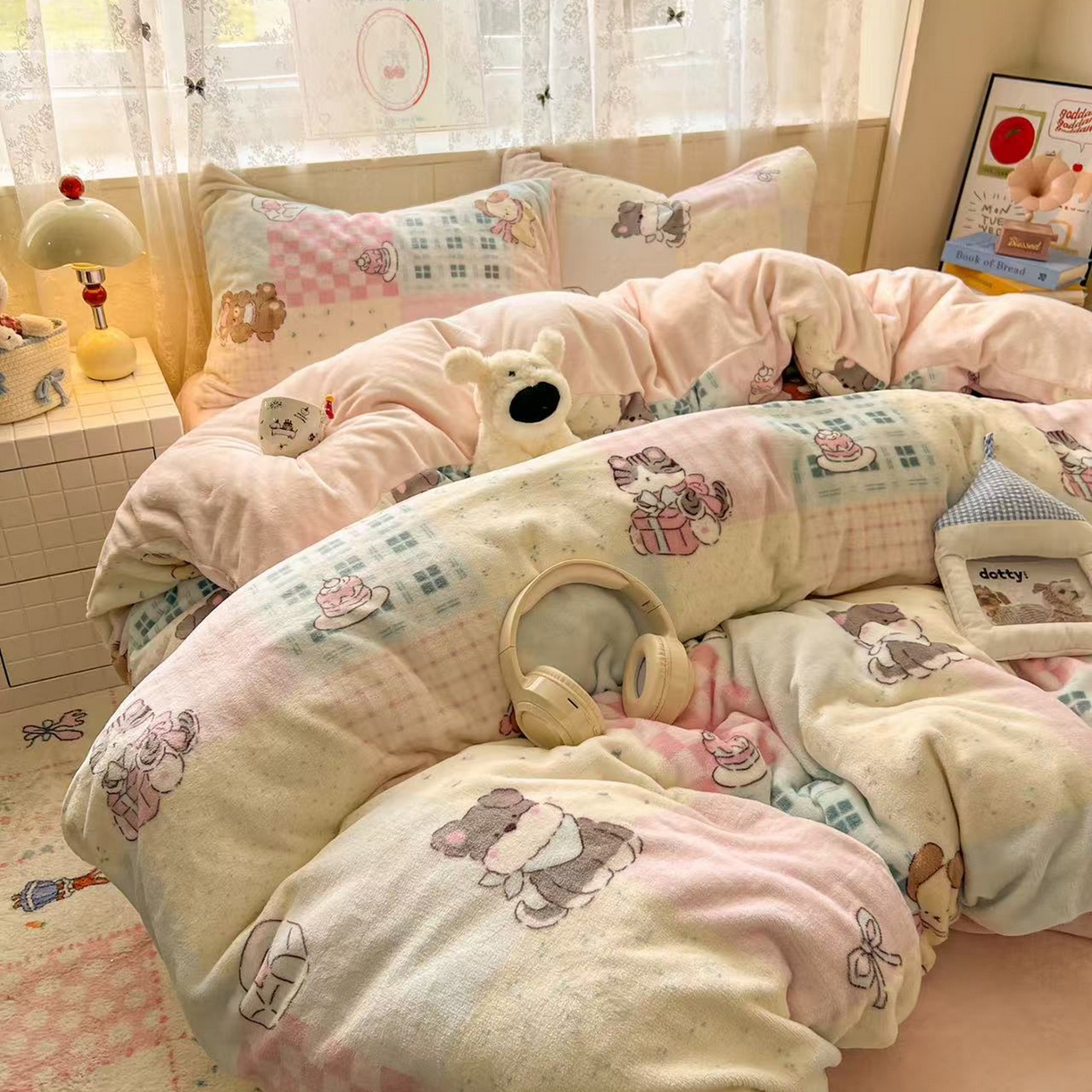 冕悠家纺 2025新款A类200克加厚印花牛奶绒保暖四件套提供买家秀 汪汪派对