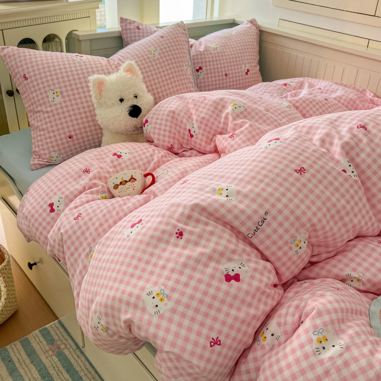 91家纺网 家纺一手货源 找家纺 冕悠家纺 2026新款超柔软105克卡通水洗棉四件套 提供买家秀 粉猫奶蓝