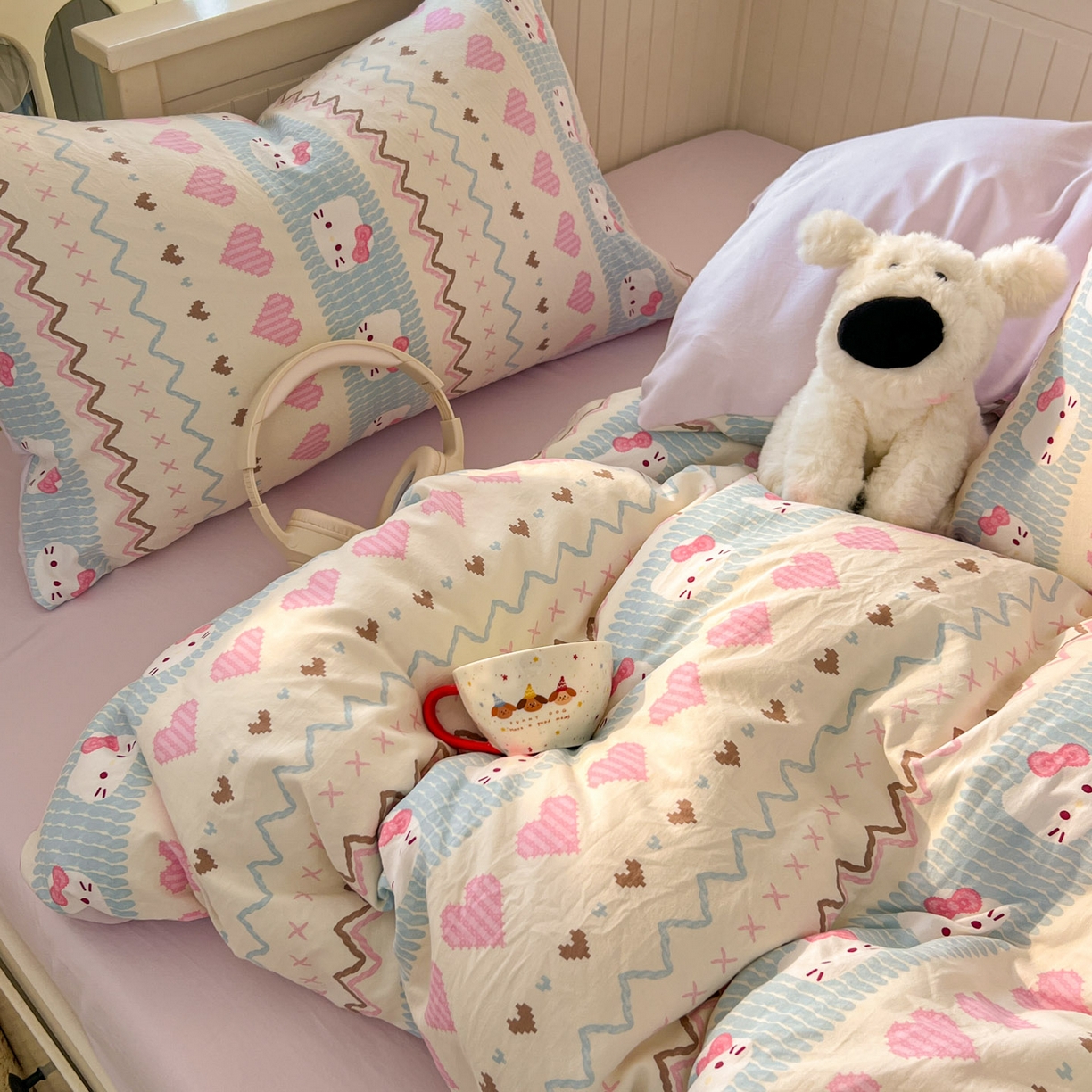 91家纺网 家纺一手货源 找家纺 冕悠家纺 2026新款超柔软105克卡通水洗棉四件套 提供买家秀 猫猫奶紫