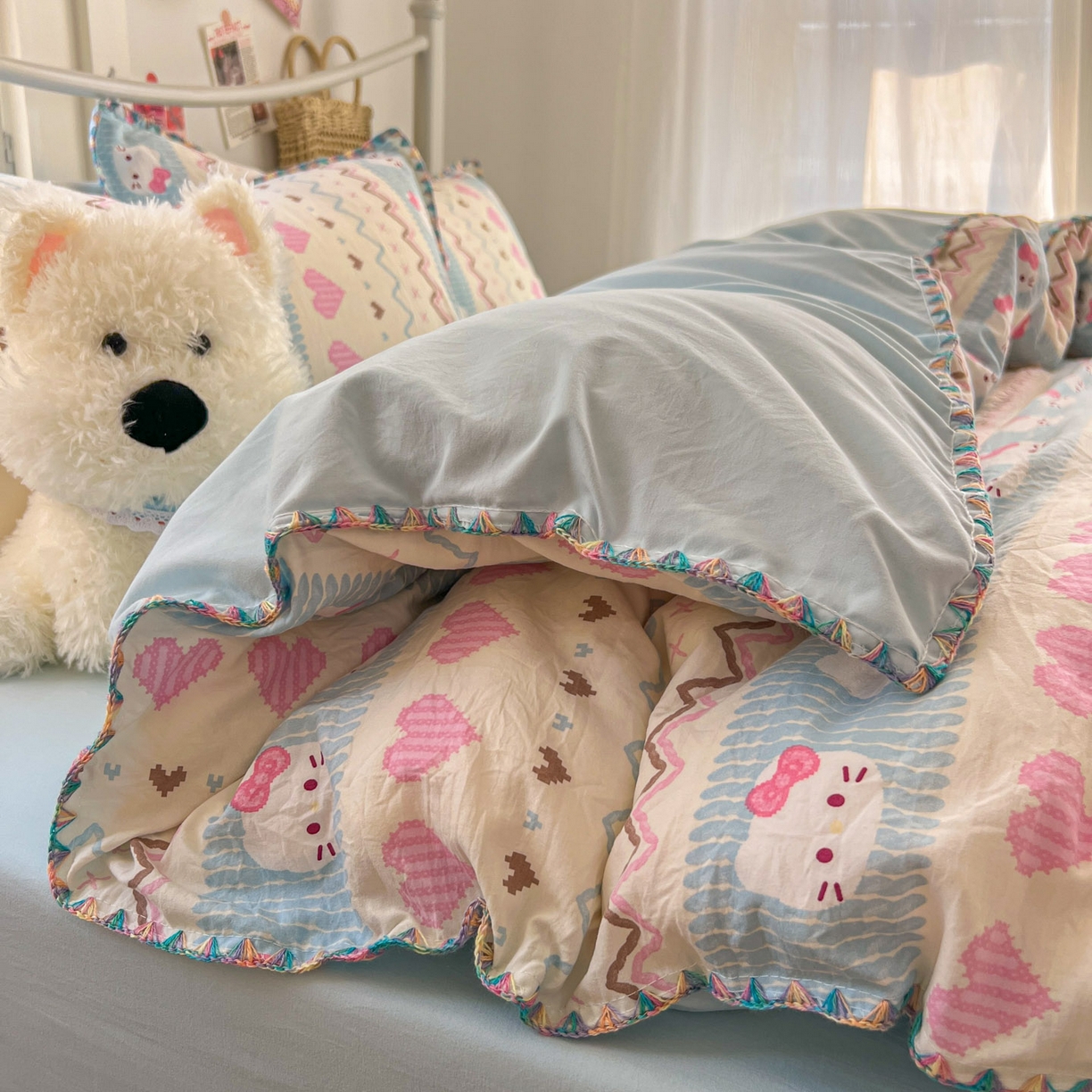 91家纺网 家纺一手货源 找家纺 冕悠家纺 2026新款超柔软卡通七彩贝壳边水洗棉四件套 提供买家秀 七彩-猫猫奶蓝