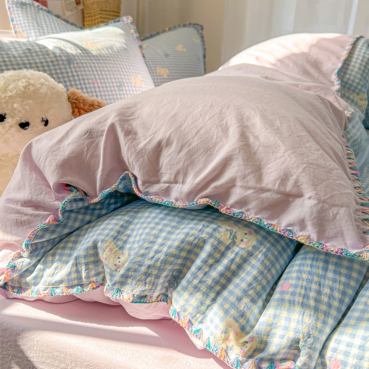 91家纺网 家纺一手货源 找家纺 冕悠家纺 2026新款超柔软卡通七彩贝壳边水洗棉四件套 提供买家秀 七彩-兔兔奶紫