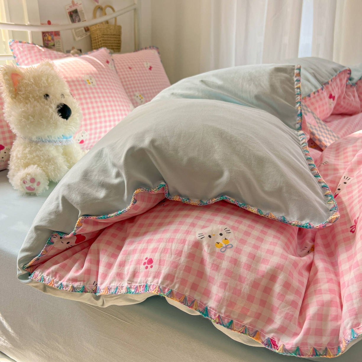 91家纺网 家纺一手货源 找家纺 冕悠家纺 2026新款超柔软卡通七彩贝壳边水洗棉四件套 提供买家秀 七彩-粉猫奶蓝
