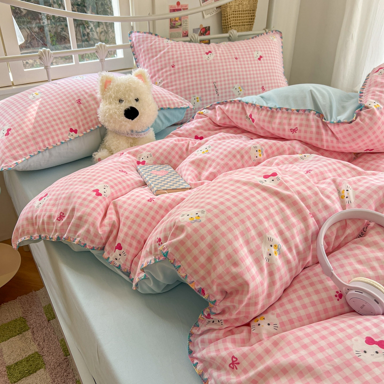 91家纺网 家纺一手货源 找家纺 冕悠家纺 2026新款超柔软卡通七彩贝壳边水洗棉四件套 提供买家秀 七彩-粉猫奶蓝