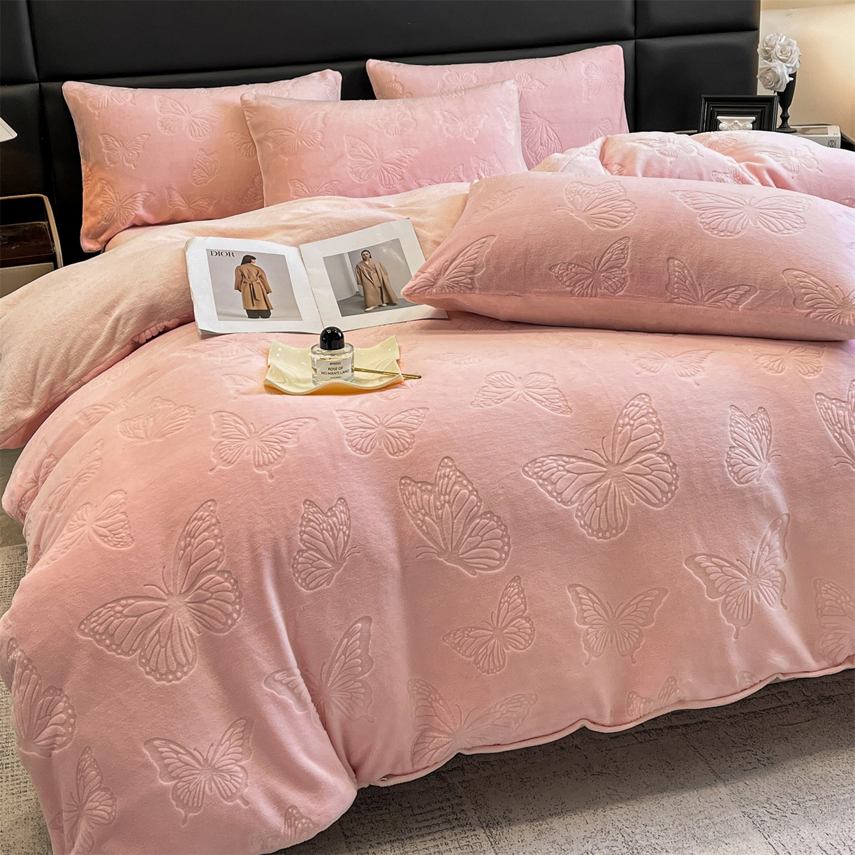 91家纺网 家纺一手货源 找家纺 （总）女子家纺 2025新款A类雕花牛奶绒四件套