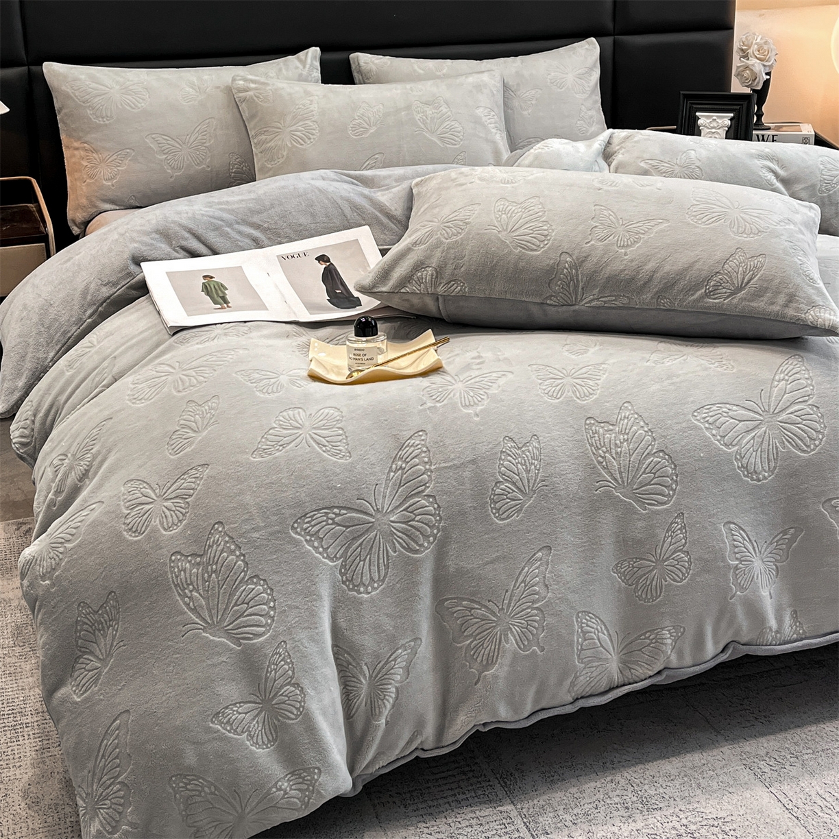 91家纺网 家纺一手货源 找家纺 （总）女子家纺 2025新款A类雕花牛奶绒四件套