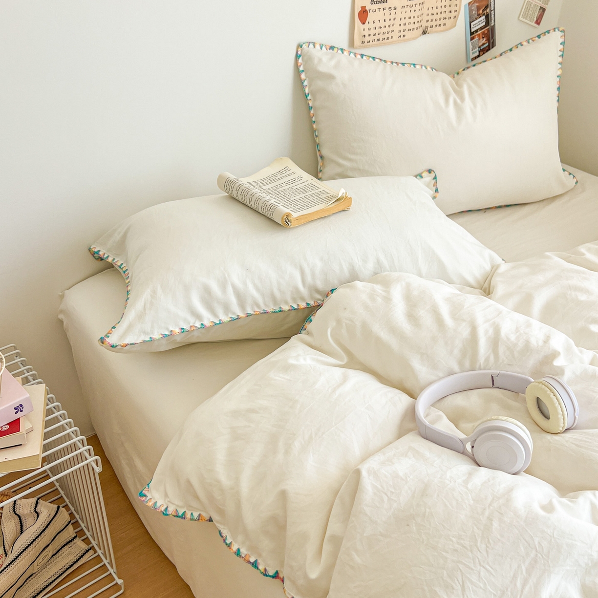 91家纺网 家纺一手货源 找家纺 冕悠家纺 2025新款A类七彩贝壳边水洗棉四件套-加微信提供买家秀2 七彩-奶白