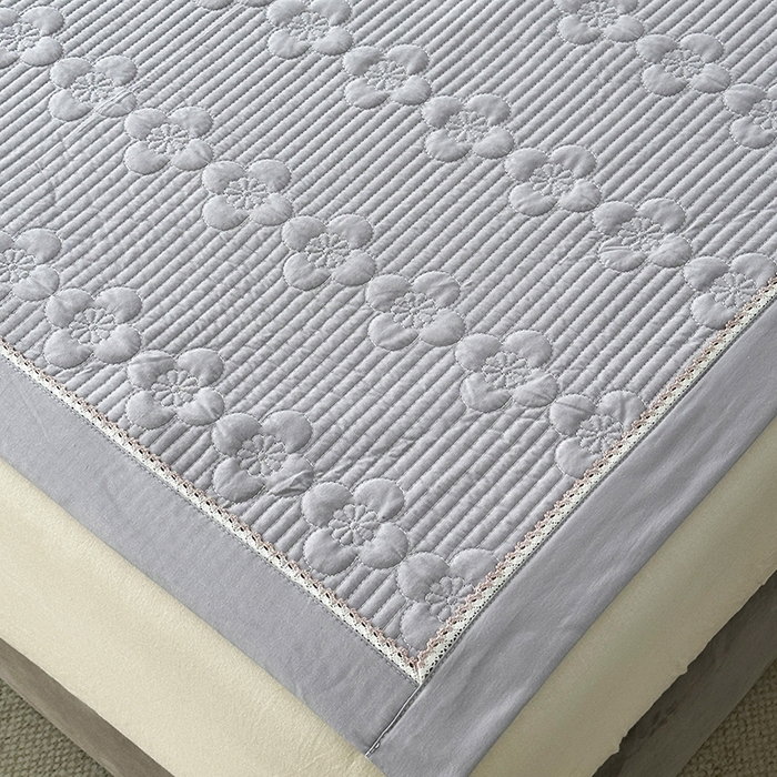 91家纺网 家纺一手货源 找家纺 紫碧螺家纺 2025新款全棉高精水洗棉床盖床笠系列 蔚蓝