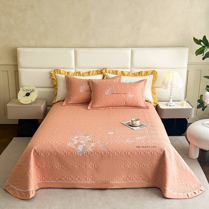 紫碧螺家纺 2025新款全棉水洗绣花欧式床盖 梵高橙