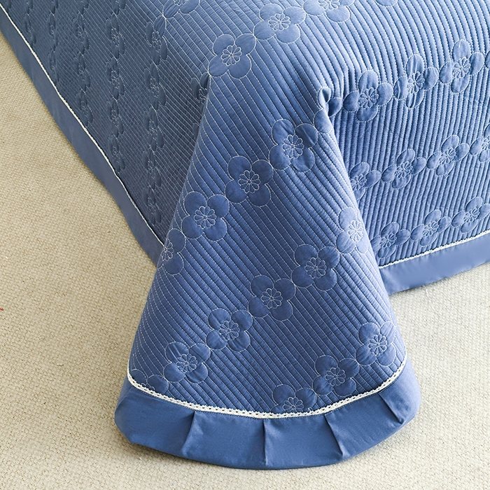 91家纺网 家纺一手货源 找家纺 紫碧螺家纺 2025新款全棉水洗绣花欧式床盖 冰月兰