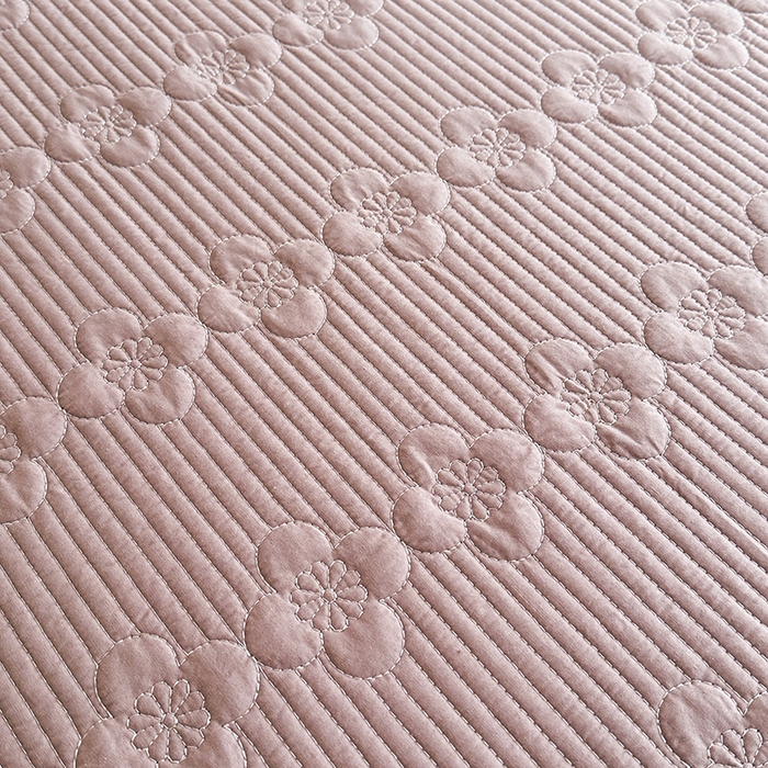 91家纺网 家纺一手货源 找家纺 紫碧螺家纺 2025新款全棉水洗绣花欧式床盖 雅典灰