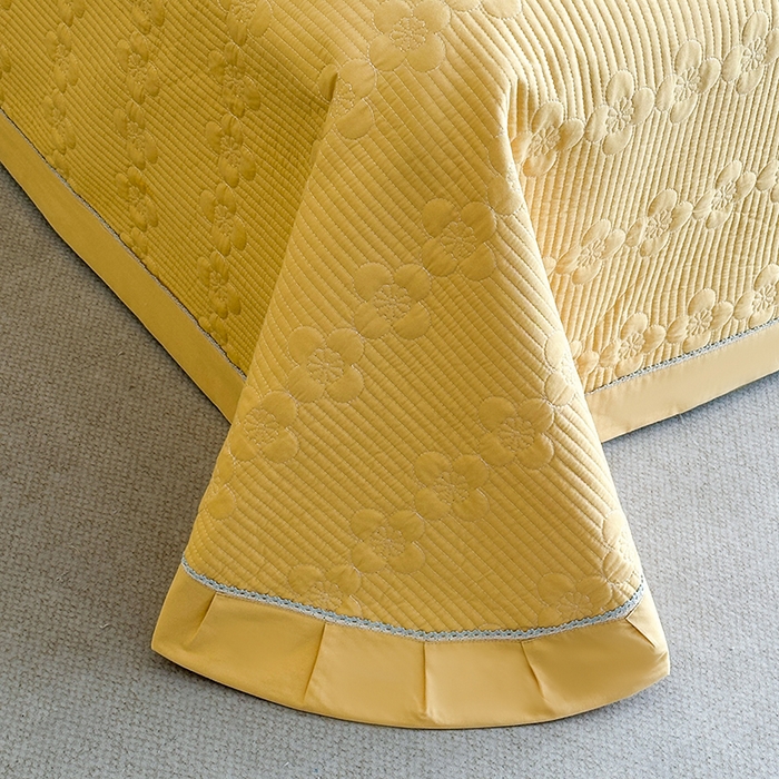 91家纺网 家纺一手货源 找家纺 紫碧螺家纺 2025新款全棉水洗绣花欧式床盖 柳黄