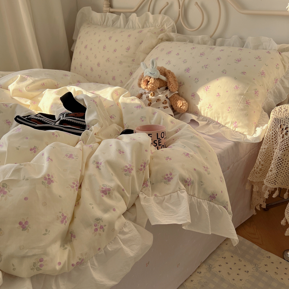 91家纺网 家纺一手货源 找家纺 六巷胡同 2026春夏新款INS博主风韩系小碎花全棉花边款四件套 贝芮