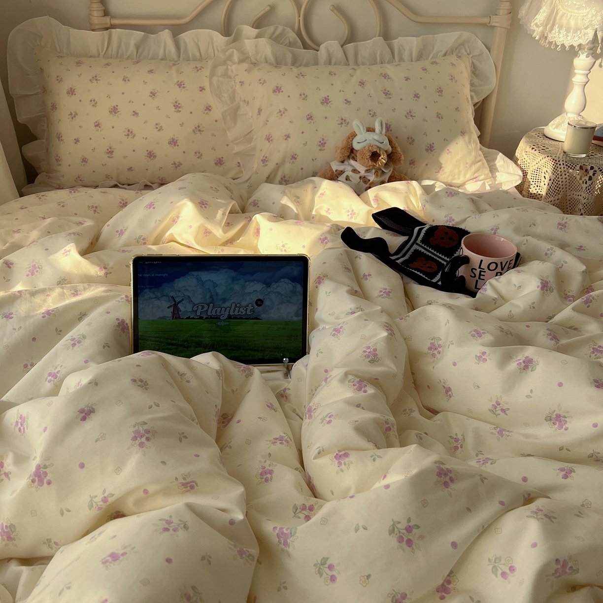 91家纺网 家纺一手货源 找家纺 六巷胡同 2026春夏新款INS博主风韩系小碎花全棉花边款四件套 贝芮