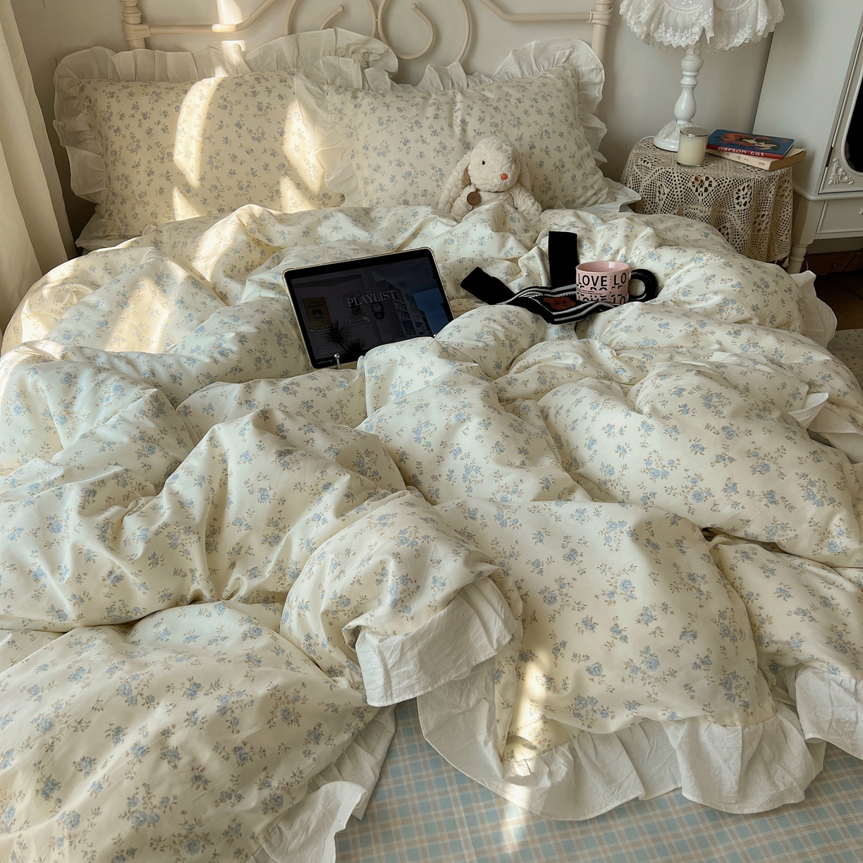 91家纺网 家纺一手货源 找家纺 （总）六巷胡同 2026春夏新款INS博主风韩系小碎花全棉花边款四件套