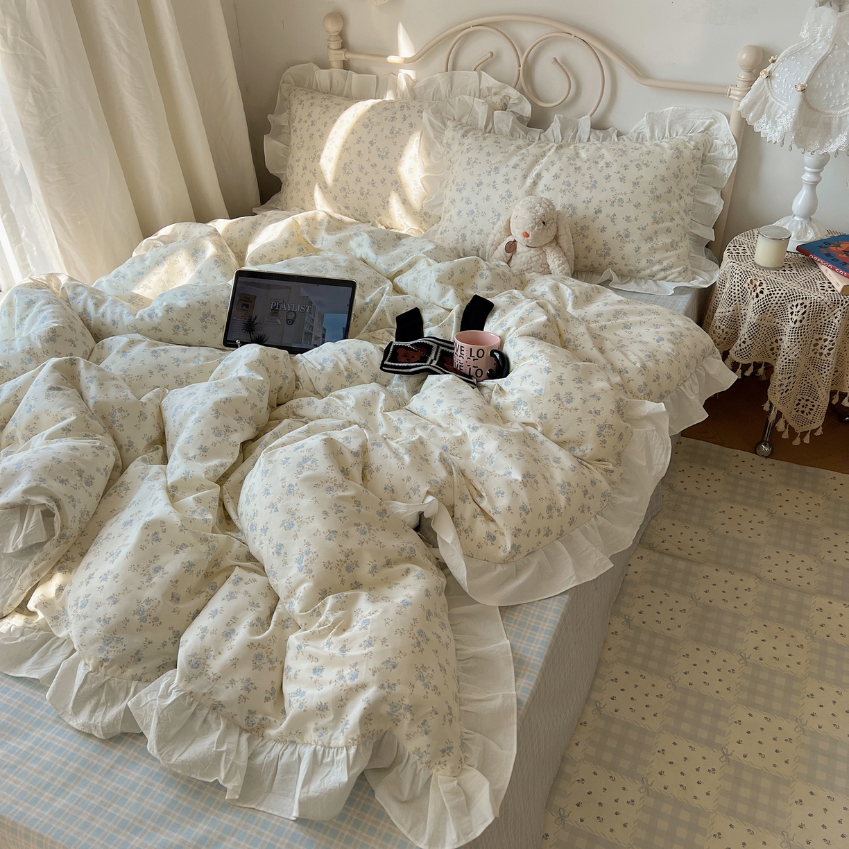 91家纺网 家纺一手货源 找家纺 （总）六巷胡同 2026春夏新款INS博主风韩系小碎花全棉花边款四件套