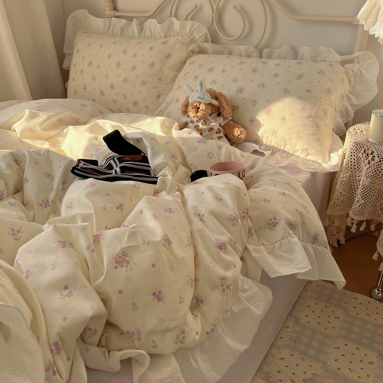 91家纺网 家纺一手货源 找家纺 六巷胡同 2026春夏新款INS博主风韩系小碎花全棉花边款四件套 贝芮