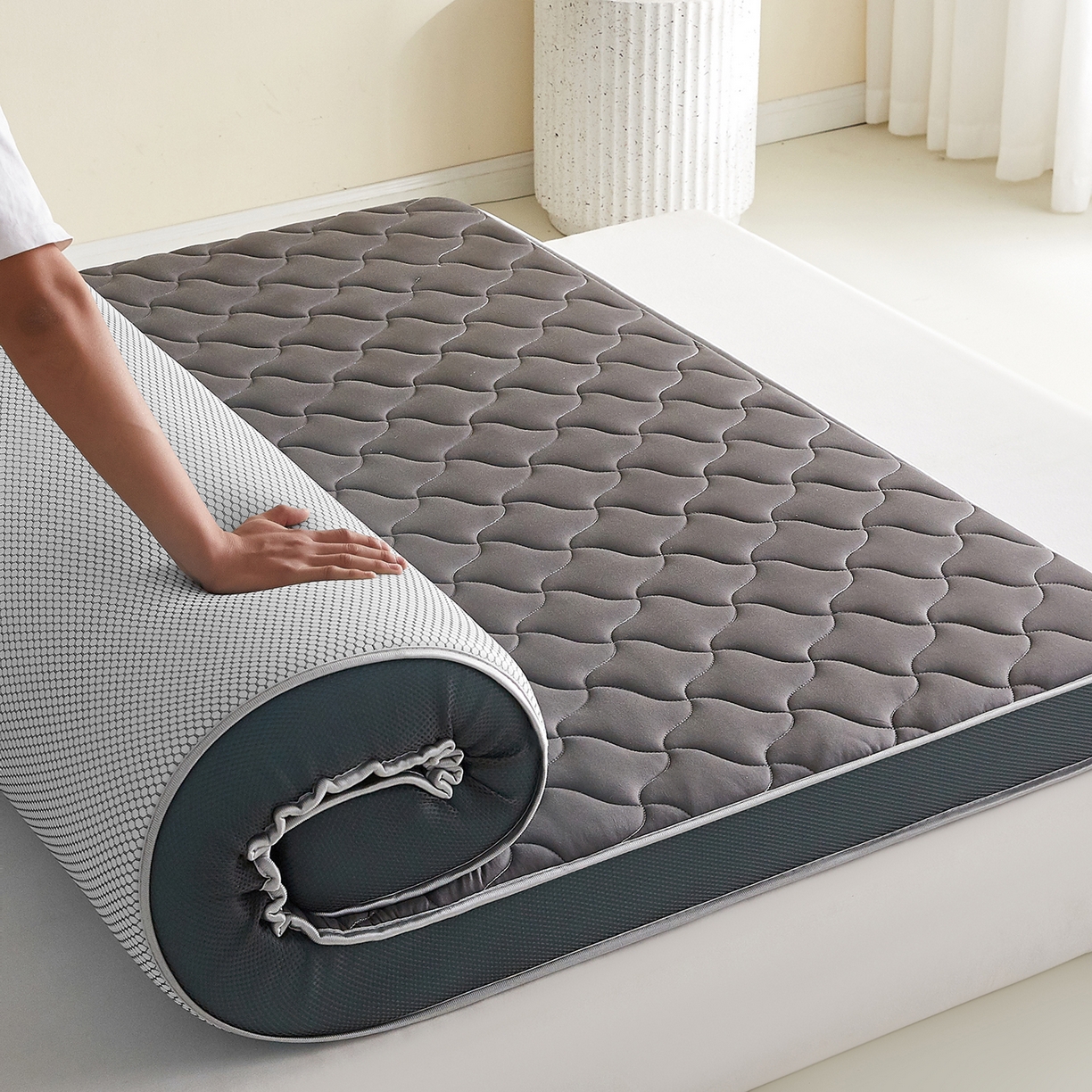 91家纺网 家纺一手货源 找家纺 芊梵床垫 2026新款乳胶记忆海绵床垫 灰色-灰边