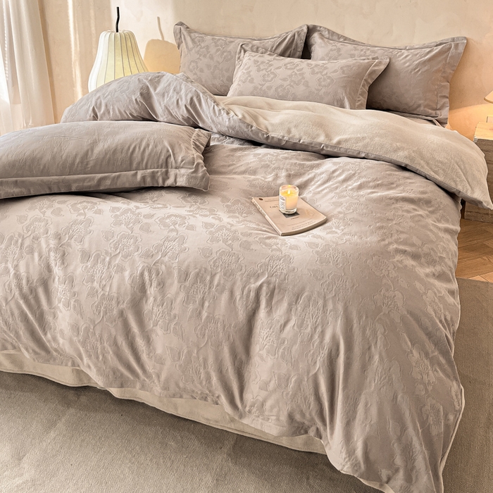 91家纺网 家纺一手货源 找家纺 禾时 2025新款全棉加厚立体提花加绒四件套 兰亭-绅士灰（加绒款）