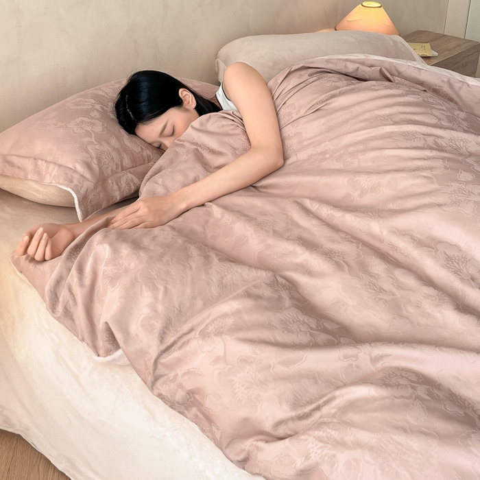 91家纺网 家纺一手货源 找家纺 禾时 2025新款全棉加厚立体提花加绒四件套 兰亭-藕粉色（加绒款）