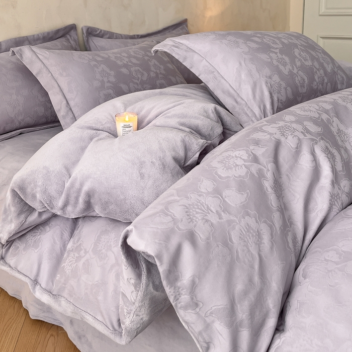 91家纺网 家纺一手货源 找家纺 禾时 2025新款全棉加厚立体提花加绒四件套 兰亭-淡雅紫（加绒款）