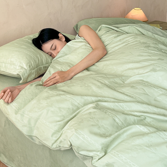 91家纺网 家纺一手货源 找家纺 禾时 2025新款全棉加厚立体提花加绒四件套 花屿-清新绿（加绒款）