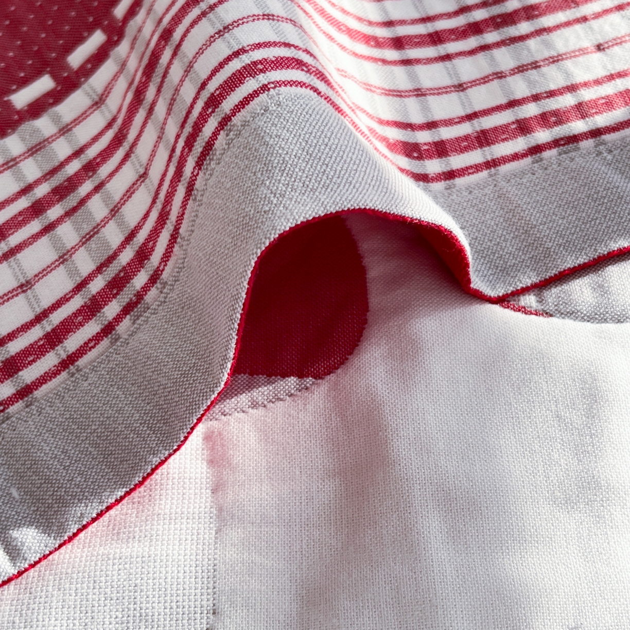 91家纺网 家纺一手货源 找家纺 美宜家 2026新款全棉细纱加厚萌系治愈风枕巾 条纹蘑菇一只