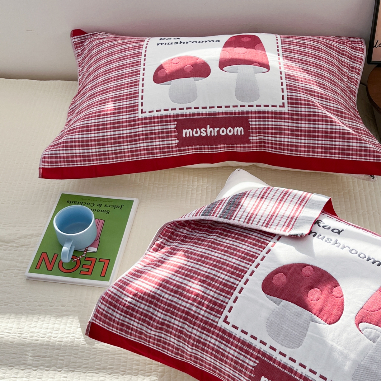 91家纺网 家纺一手货源 找家纺 美宜家 2026新款全棉细纱加厚萌系治愈风枕巾 条纹蘑菇一只