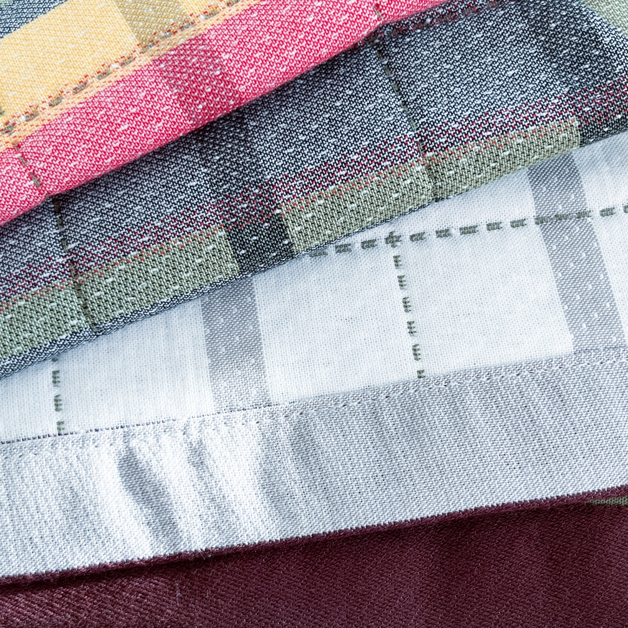 91家纺网 家纺一手货源 找家纺 美宜家 2026新款全棉细纱加厚萌系治愈风枕巾 小暖狗一只