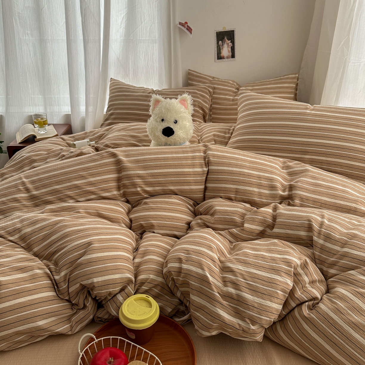 91家纺网 家纺一手货源 找家纺 思诺羽床笠 2026新款亲肤云朵双层纱无印风水洗棉三件套四件套 浅咖条