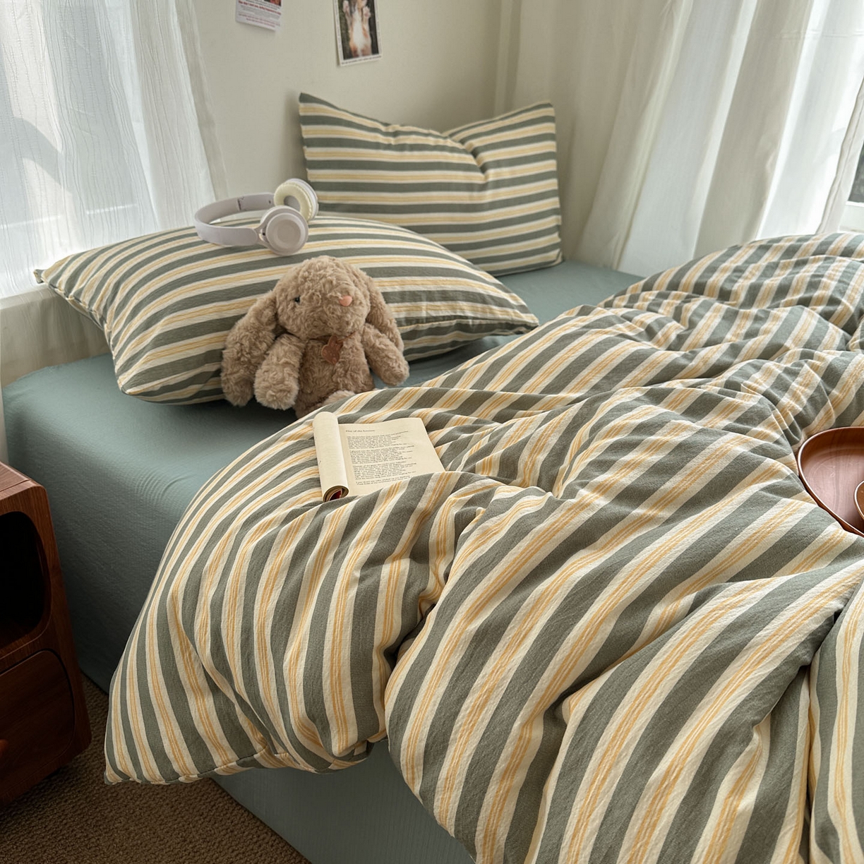 91家纺网 家纺一手货源 找家纺 思诺羽床笠 2026新款亲肤云朵双层纱无印风水洗棉三件套四件套 黄绿条