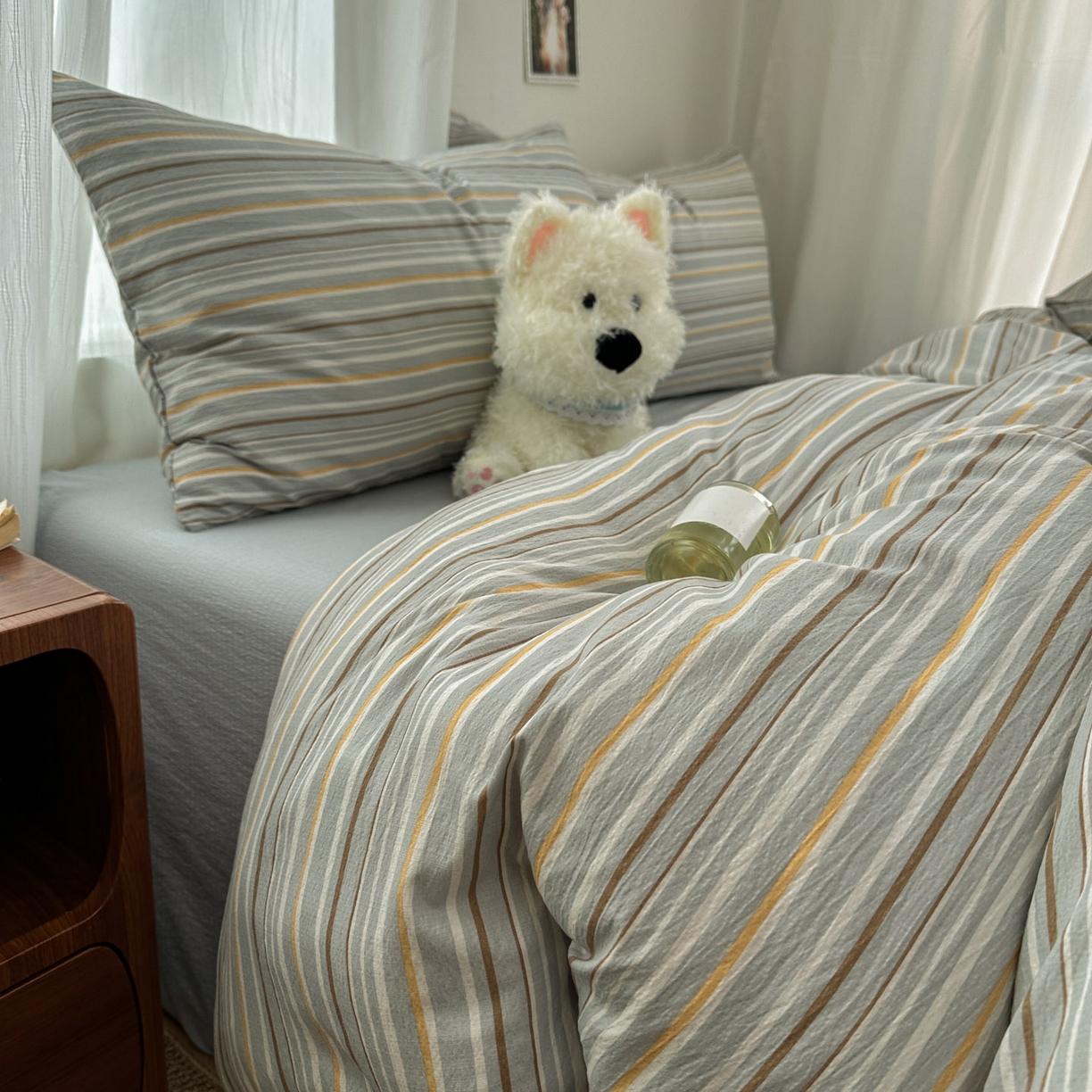 91家纺网 家纺一手货源 找家纺 思诺羽床笠 2026新款亲肤云朵双层纱无印风水洗棉三件套四件套 浅蓝条