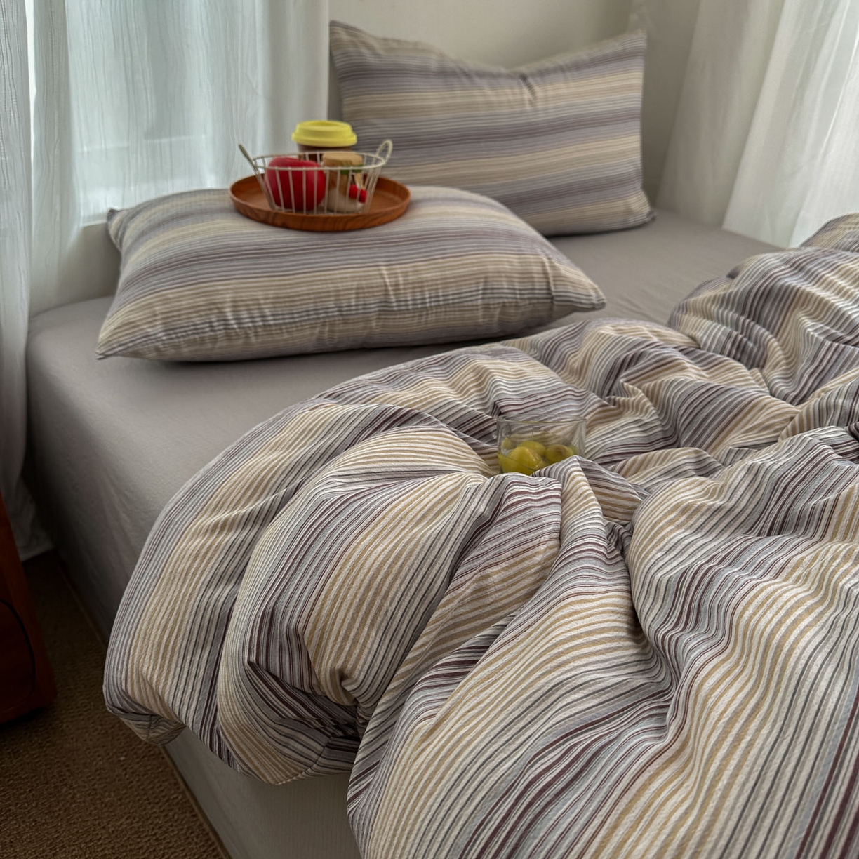 91家纺网 家纺一手货源 找家纺 思诺羽床笠 2026新款亲肤云朵双层纱无印风水洗棉三件套四件套 云纱条