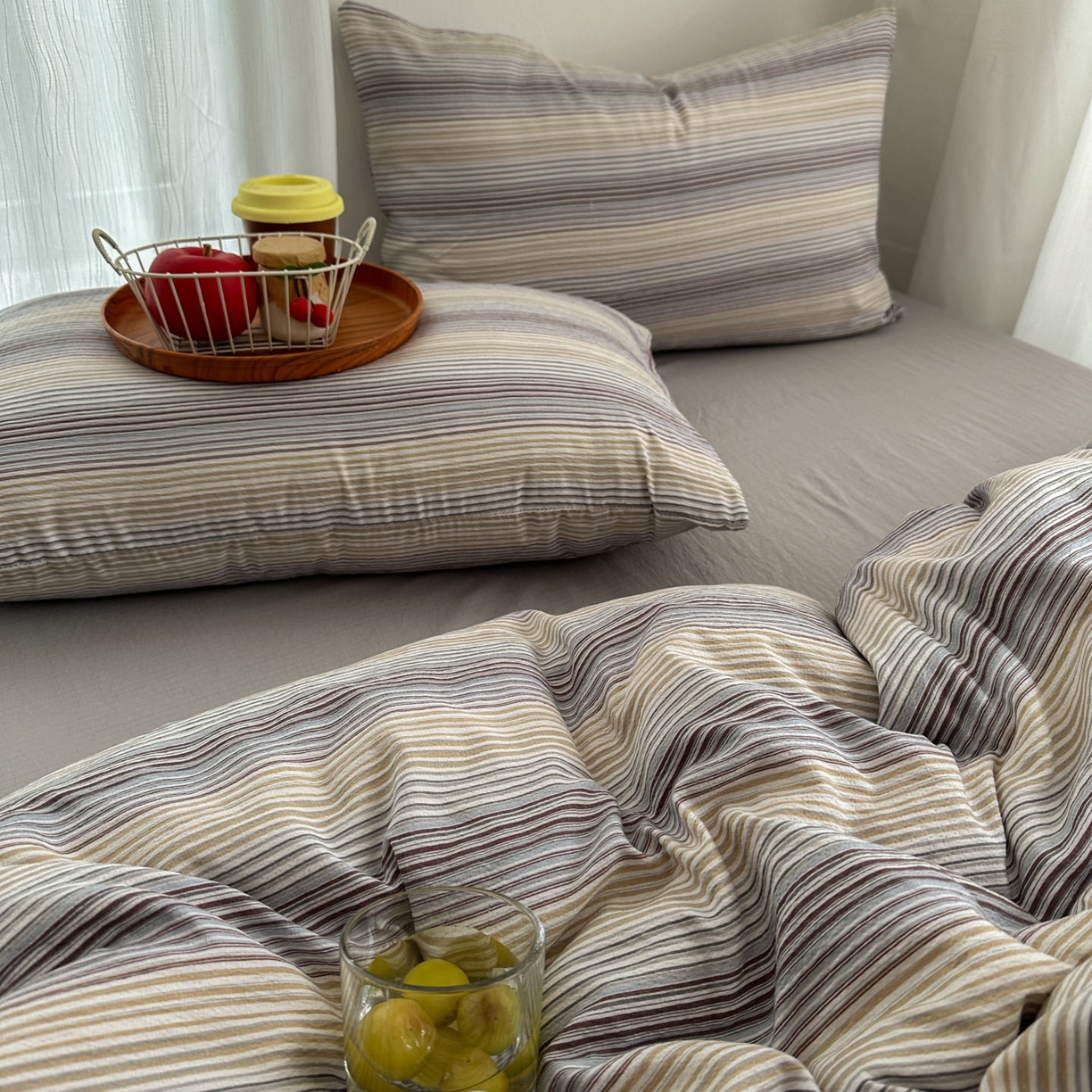 91家纺网 家纺一手货源 找家纺 思诺羽床笠 2026新款亲肤云朵双层纱无印风水洗棉三件套四件套 云纱条