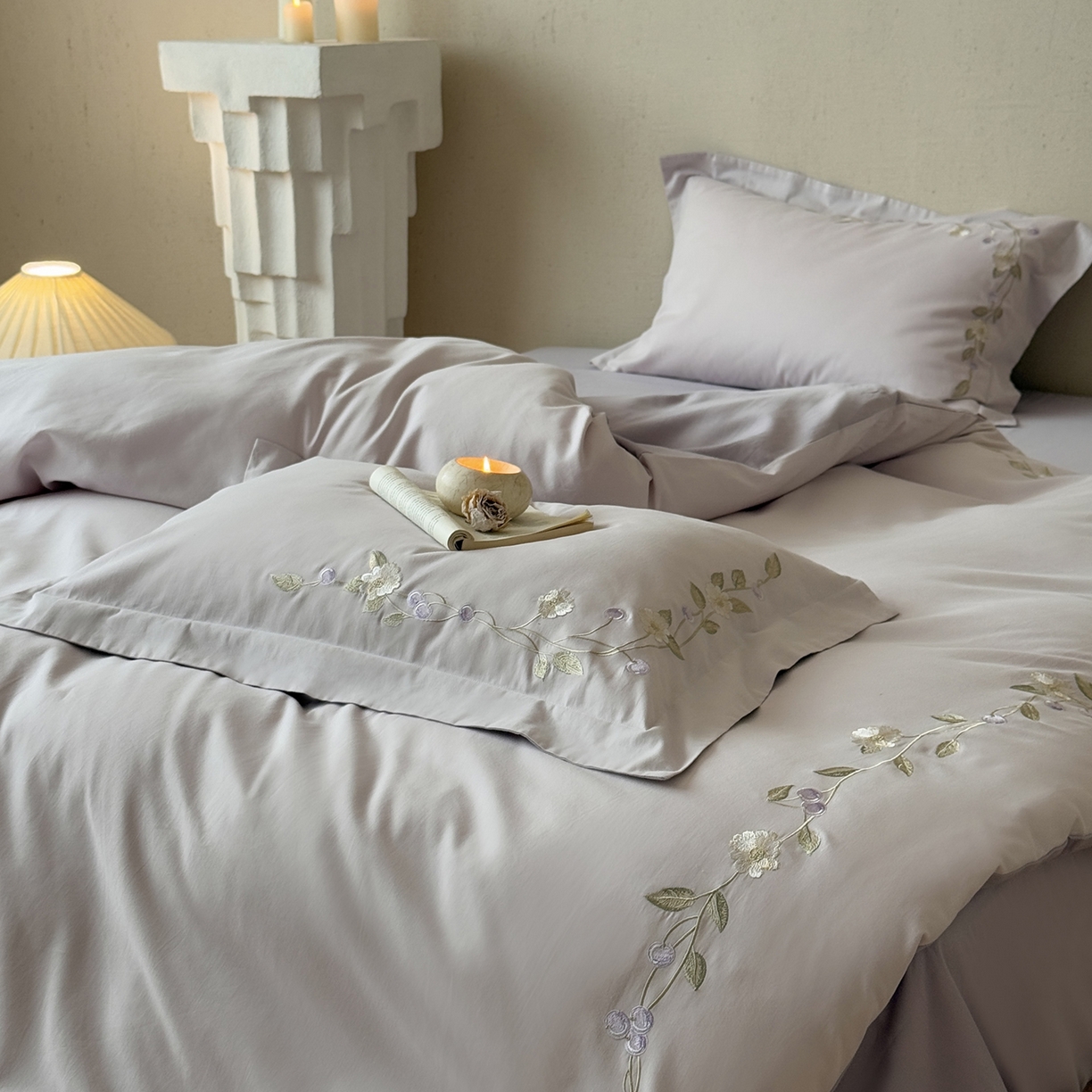 91家纺网 家纺一手货源 找家纺 佳汐蓝家纺 2025新款百支暖绒新疆长绒棉四件套--蔓语樱梦（券后控价338） 蔓语樱梦-紫