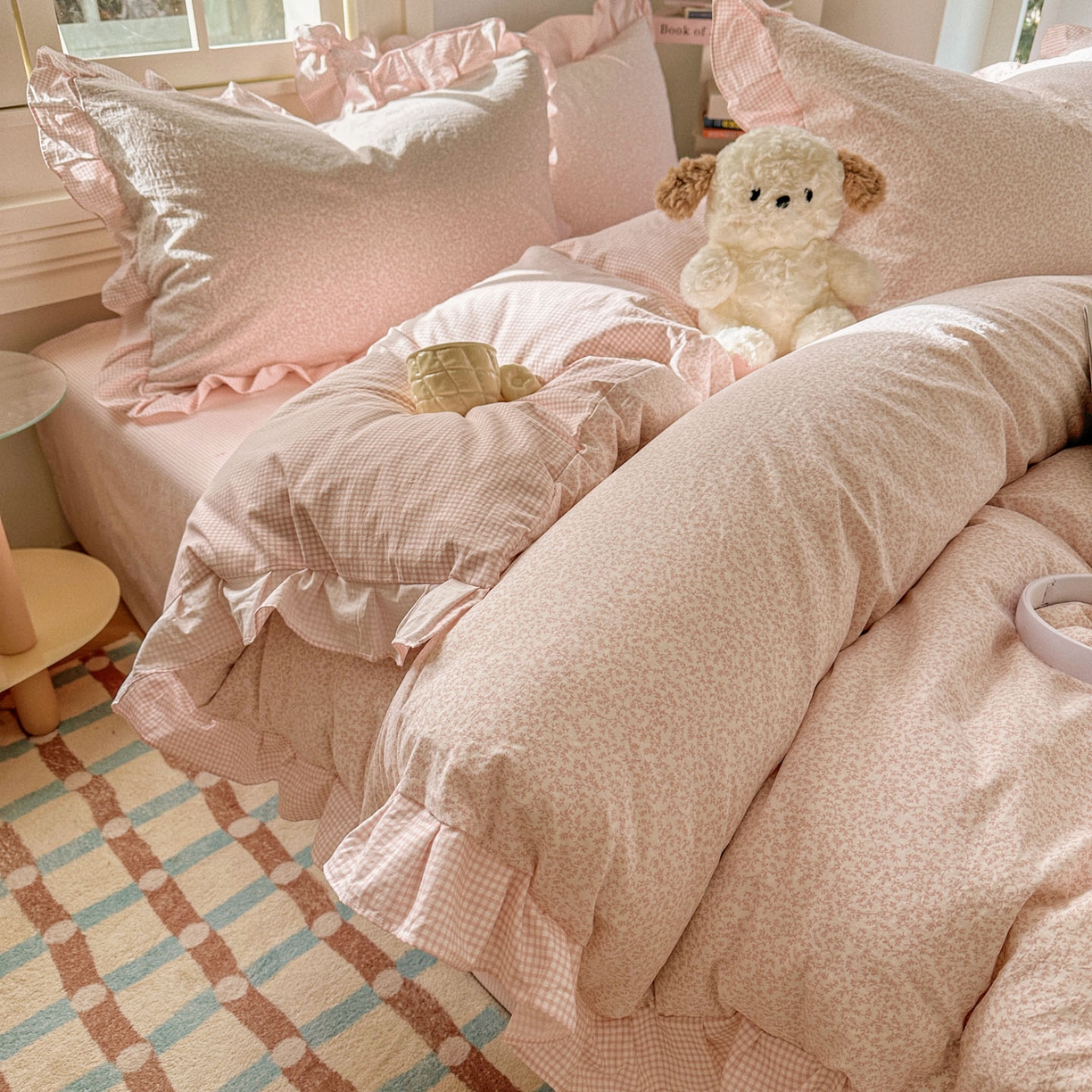 91家纺网 家纺一手货源 找家纺 （总）金梦拉家纺 2026春夏韩版花边款小碎花古法水洗仿棉A类砂洗云小棉四件套