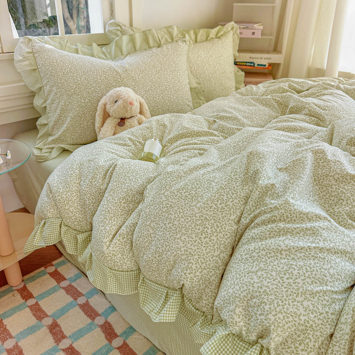 91家纺网 家纺一手货源 找家纺 金梦拉家纺 2026春夏韩版花边款小碎花古法水洗仿棉A类砂洗云小棉四件套 薄荷奶绿