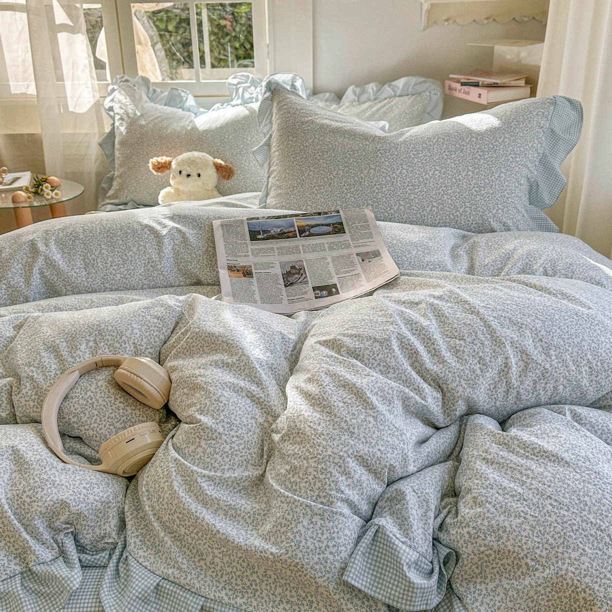 91家纺网 家纺一手货源 找家纺 金梦拉家纺 2026春夏韩版花边款小碎花古法水洗仿棉A类砂洗云小棉四件套 海盐奶蓝