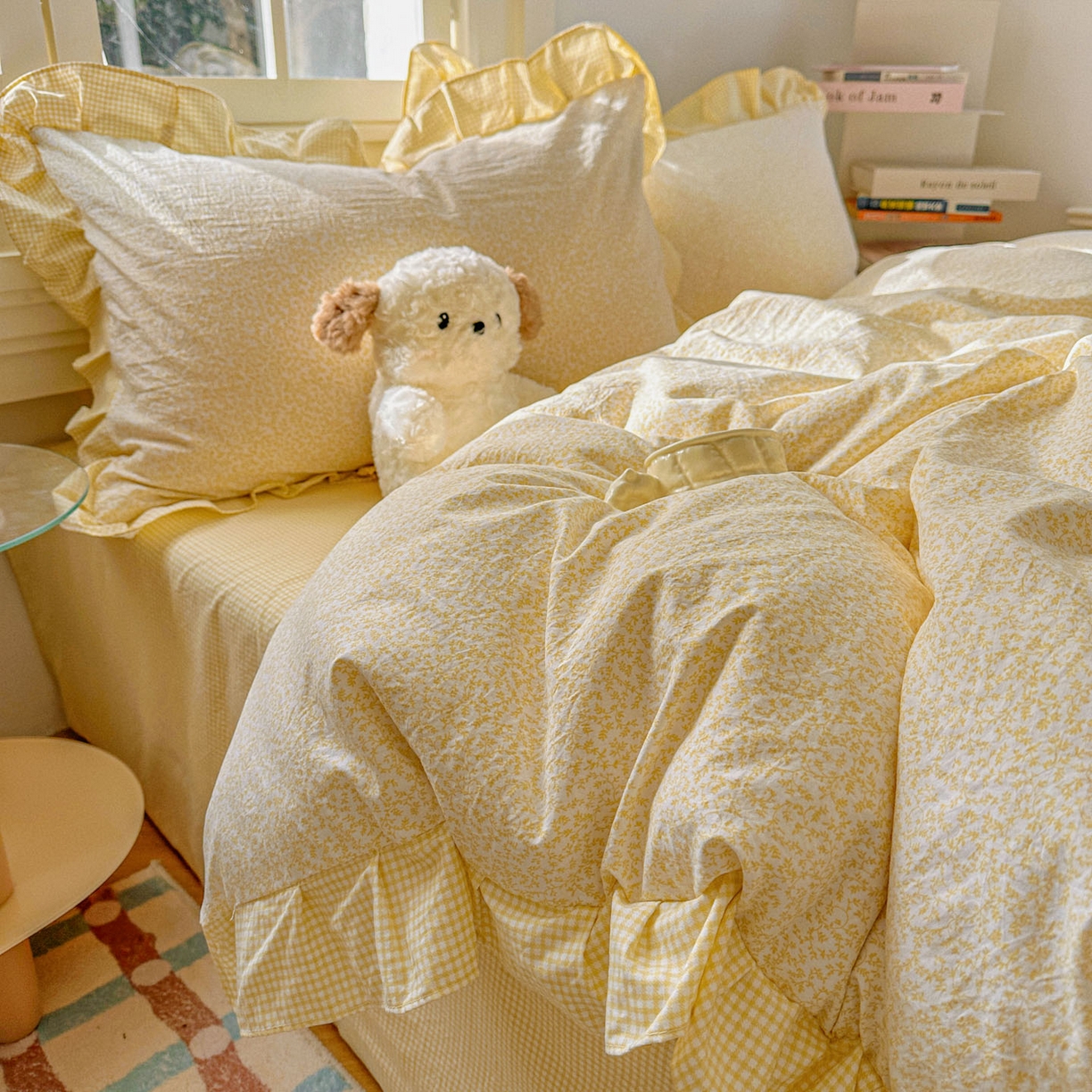 91家纺网 家纺一手货源 找家纺 金梦拉家纺 2026春夏韩版花边款小碎花古法水洗仿棉A类砂洗云小棉四件套 柠檬奶黄