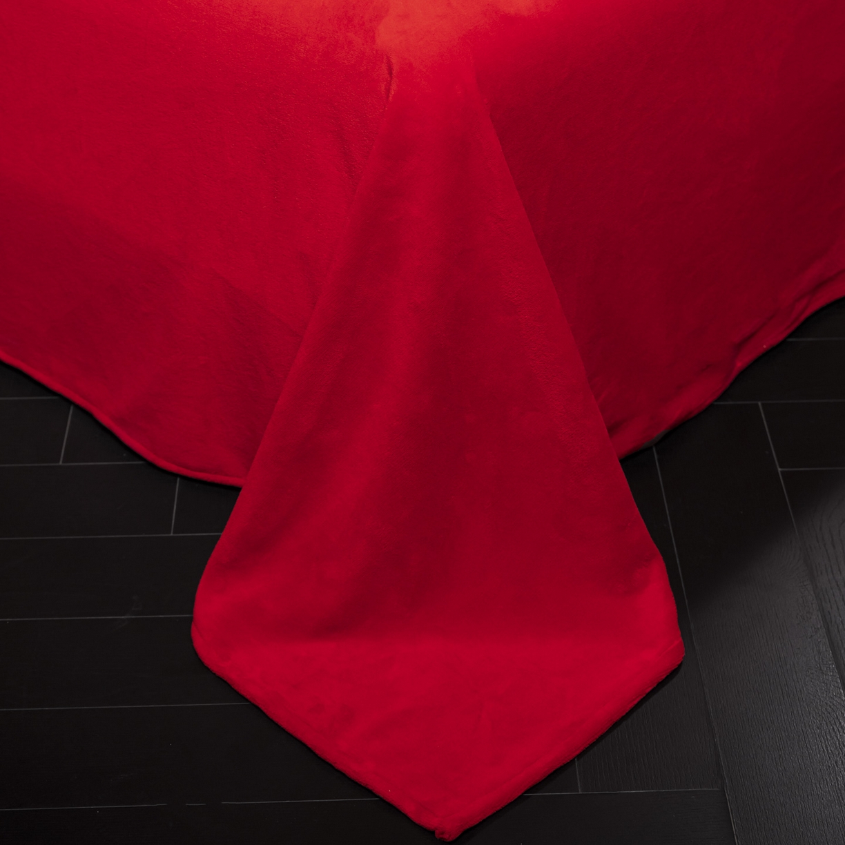 91家纺网 家纺一手货源 找家纺 （总）帝王家纺 2025新款加厚保暖牛奶绒婚庆刺绣四件套珊瑚绒红色结婚床品