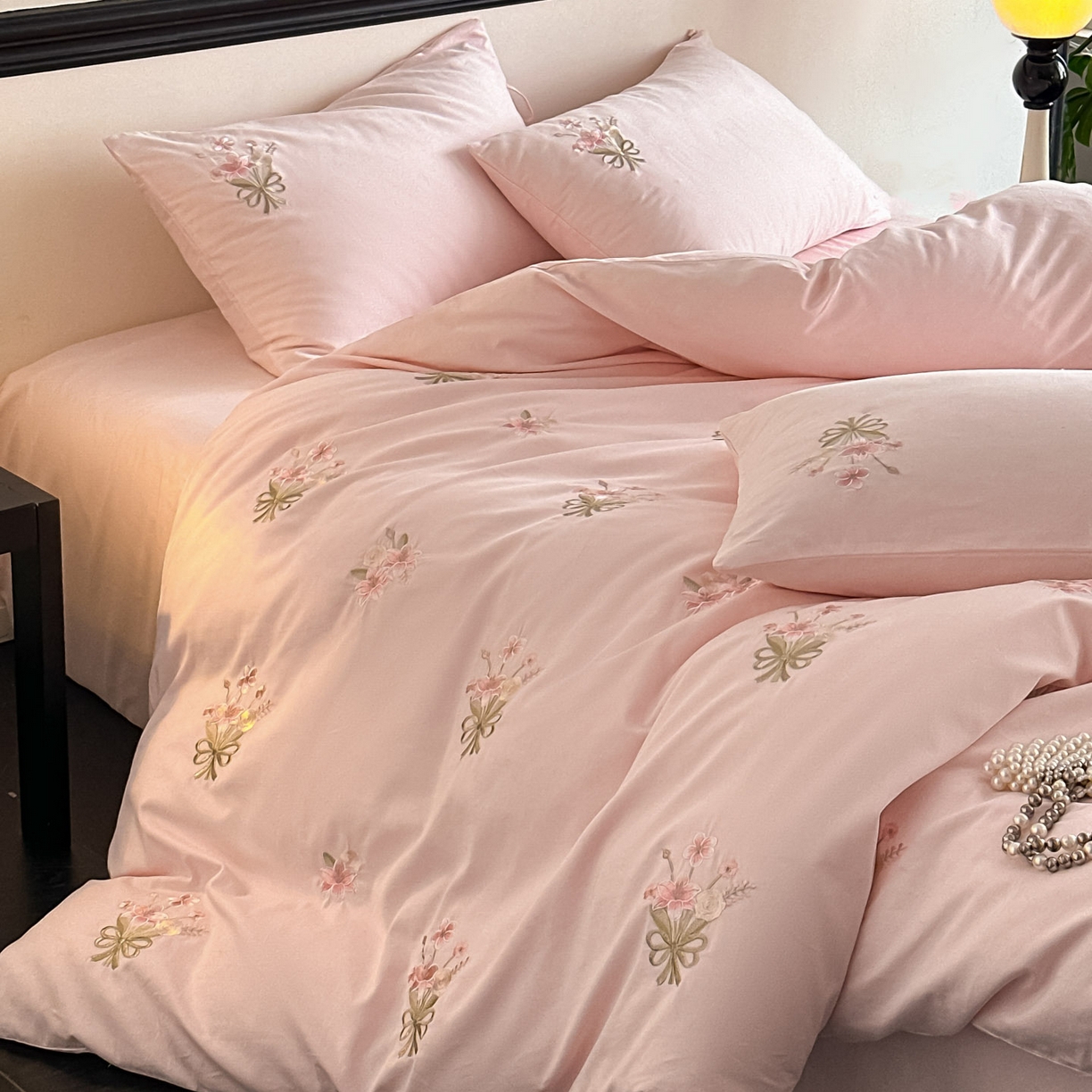 91家纺网 家纺一手货源 找家纺 （总）帝王家纺 2025爆款冬季加厚磨毛刺绣四件套法式少女心新品