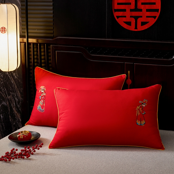 91家纺网 家纺一手货源 找家纺 啊雅家居 2026新款结婚大红套装被芯床垫枕芯大豆棉 新婚枕芯