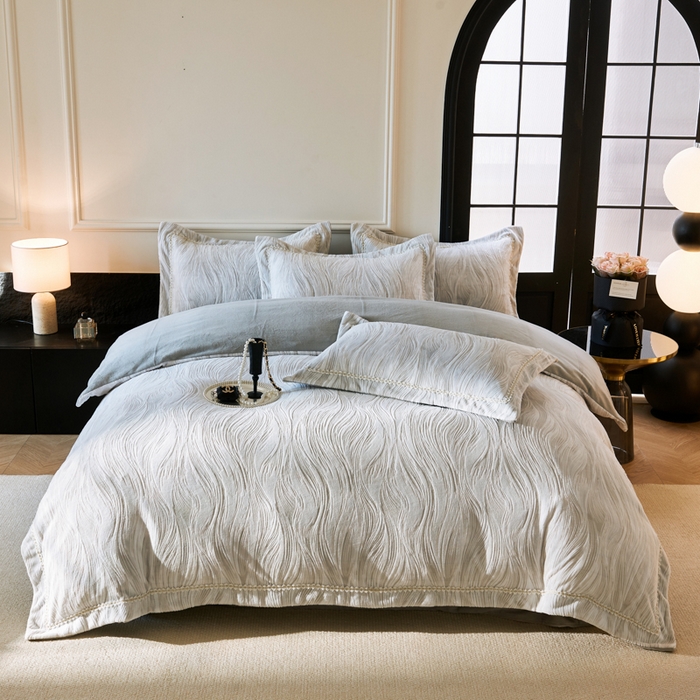 91家纺网 家纺一手货源 找家纺 （总）宅家居 2025新款230克全消光雕花绒轻奢风立体烂花牛奶绒提花加厚保暖四件套-苏蜜绒