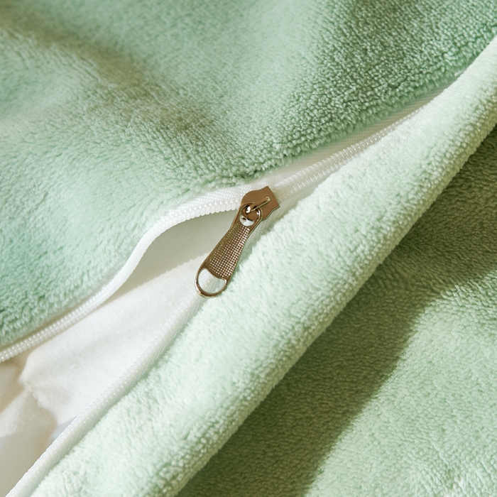 91家纺网 家纺一手货源 找家纺 宅家居 2025新款230克全消光雕花绒轻奢风立体烂花牛奶绒提花加厚保暖四件套-苏蜜绒 苏蜜绒-莫松绿