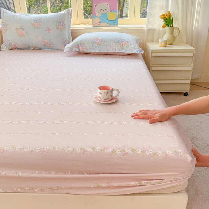 91家纺网 家纺一手货源 找家纺 禧安居 2025新款高支高密活性印染全棉床笠印花床笠单床笠（支持定制尺寸）静听花语