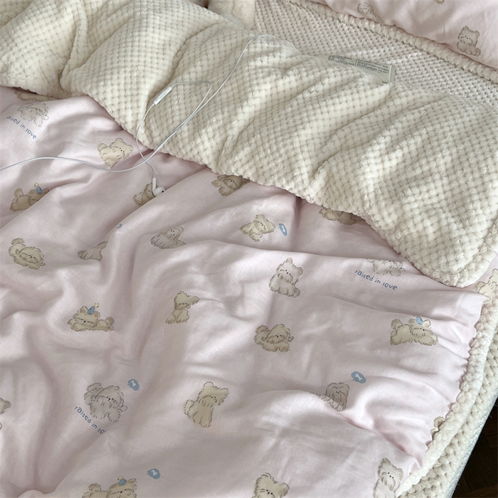 91家纺网 家纺一手货源 找家纺 荣轩 2025秋冬必备新品棉加绒华夫格提花绒工艺款四件套（铺床版）元气扑扑