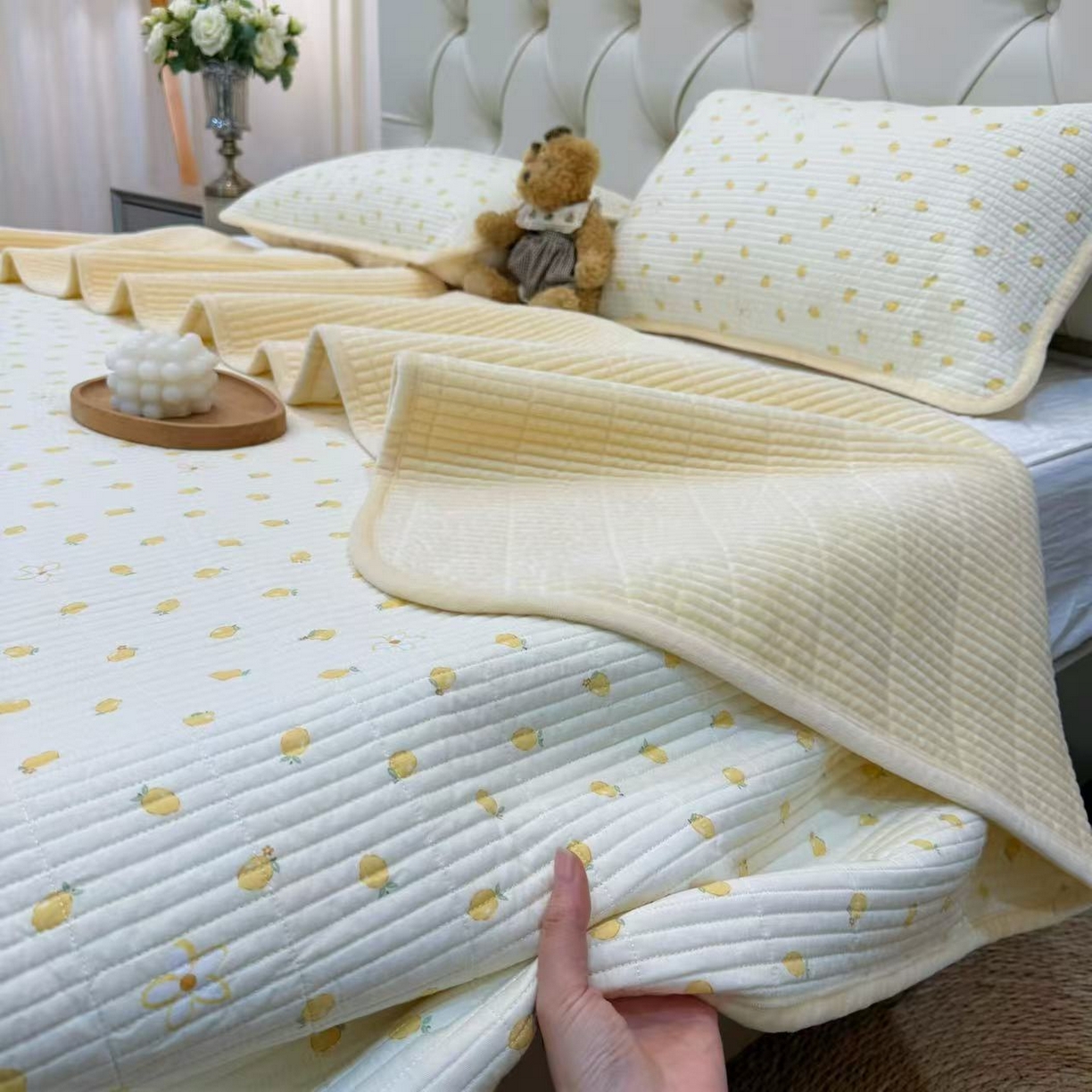 91家纺网 家纺一手货源 找家纺 （总）床盖工厂店 2025新款亲肤舒适高温酵素砂洗全棉纯棉加宝宝绒床盖三件套