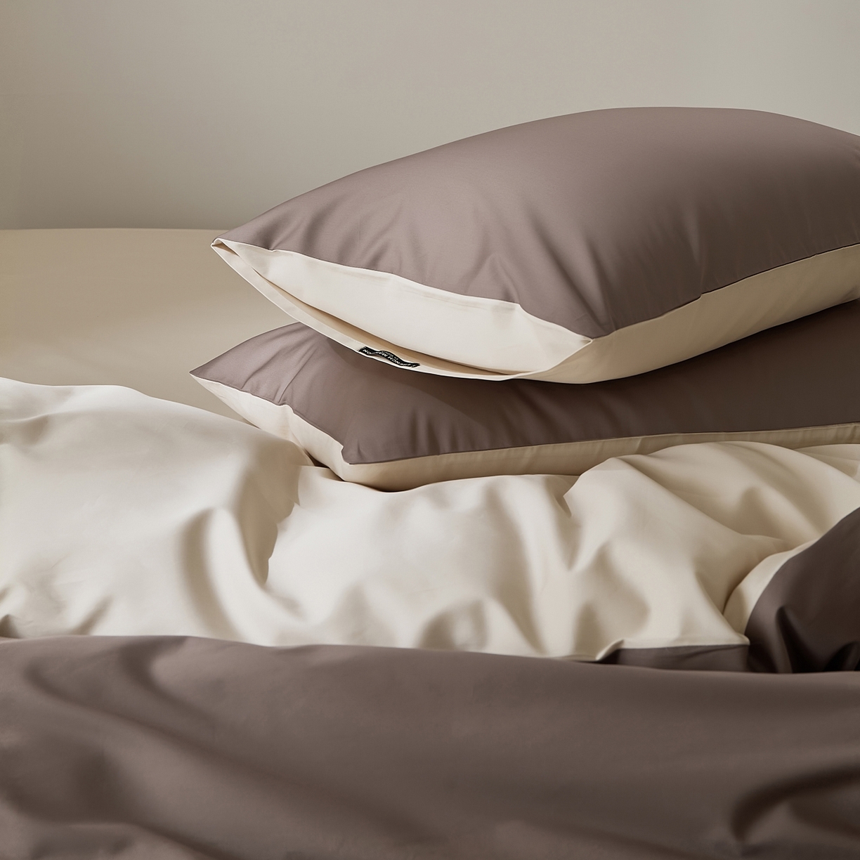 91家纺网 家纺一手货源 找家纺 EH家居 2026新款长绒棉纯棉云栖安缦之境四件套 安缦-布朗尼咖