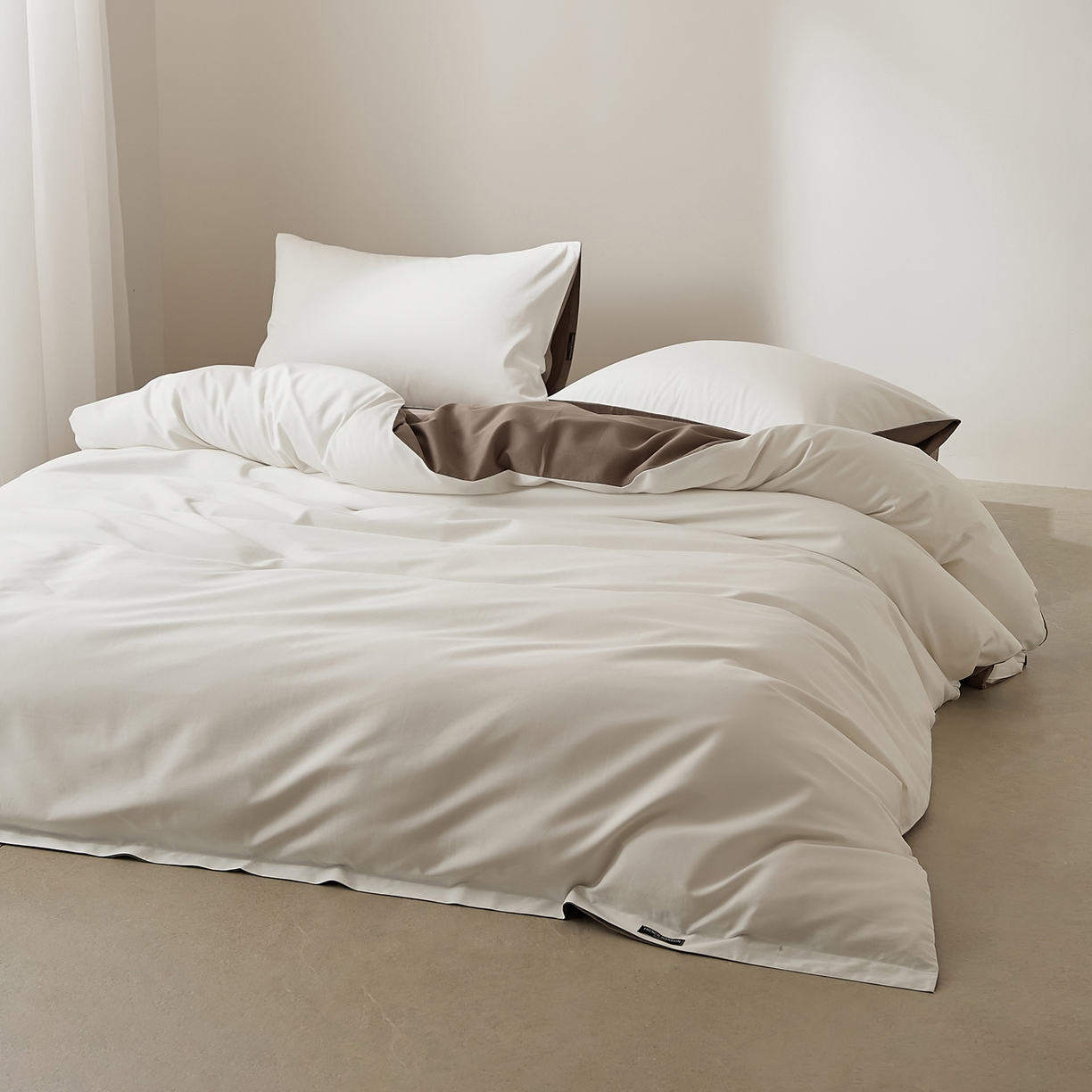 91家纺网 家纺一手货源 找家纺 EH家居 2026新款长绒棉纯棉云栖安缦之境四件套 安缦-阳光白咖